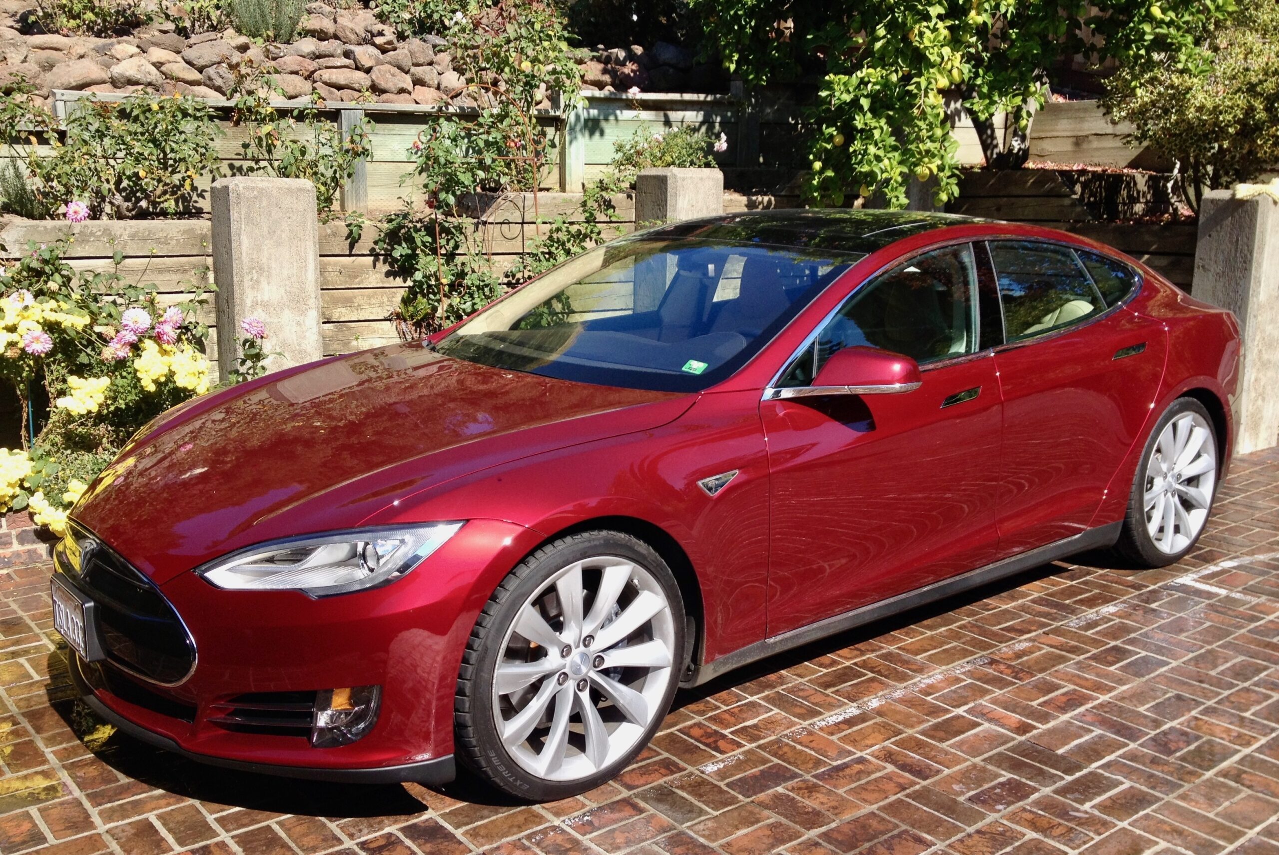 Red Tesla